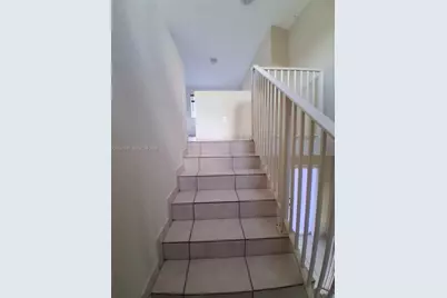 17318 NW 74th Ave #202, Hialeah, FL 33015 - Photo 5