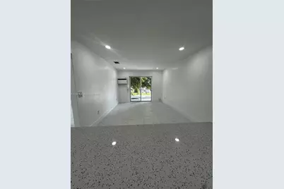 1945 NW 29th St #A5, Miami, FL 33142 - Photo 3