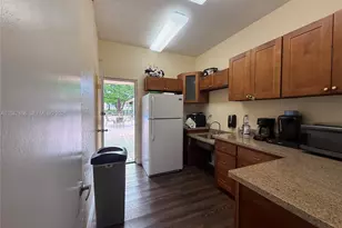 9101 Sunrise Lakes Blvd, Sunrise, FL 33322 - Photo 47