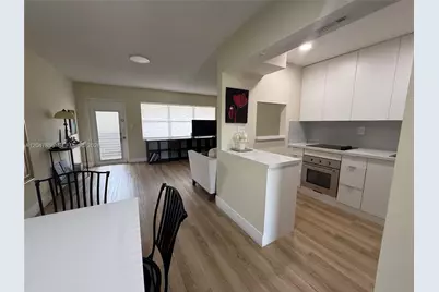 9101 Sunrise Lakes Blvd #215, Sunrise, FL 33322 - Photo 11