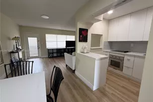 9101 Sunrise Lakes Blvd, Sunrise, FL 33322 - Photo 11