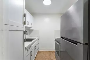 900 Atlantic Shores Blvd, Hallandale Beach, FL 33009 - Photo 9