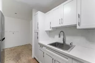 900 Atlantic Shores Blvd, Hallandale Beach, FL 33009 - Photo 11