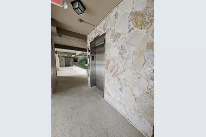 461 Ives Dairy Rd #406-2, Miami, FL 33179 - Photo 7