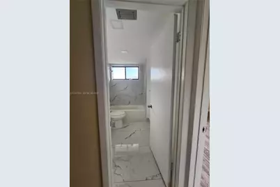 461 Ives Dairy Rd #406-2, Miami, FL 33179 - Photo 13
