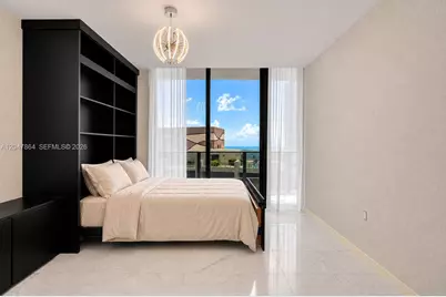 1000 Brickell Plz #PH5203, Miami, FL 33131 - Photo 23