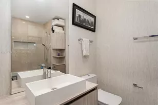 1000 Brickell Plaza, Miami, FL 33131 - Photo 21