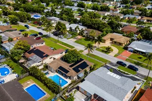 4230 NW 23rd Ct, Lauderhill, FL 33313 - Photo 21