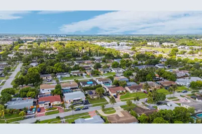 4230 NW 23rd Ct, Lauderhill, FL 33313 - Photo 27