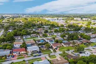 4230 NW 23rd Ct, Lauderhill, FL 33313 - Photo 27