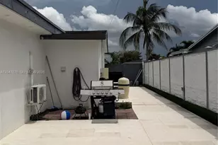 7525 Roosevelt St, Hollywood, FL 33024 - Photo 33