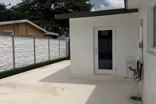 7525 Roosevelt St, Hollywood, FL 33024 - Photo 35