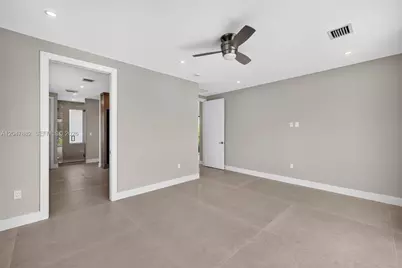 2015 NE 4th Ave, Wilton Manors, FL 33305 - Photo 13