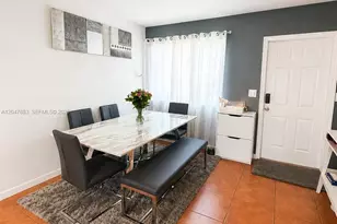 7830 NW 6th St, Pembroke Pines, FL 33024 - Photo 3