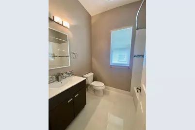 628 SW 168th Ter #0, Pembroke Pines, FL 33027 - Photo 23