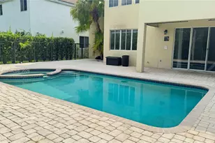 1115 Camellia Cir, Weston, FL 33326 - Photo 11