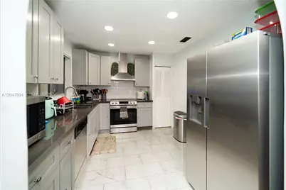 10815 NW 26th St, Sunrise, FL 33322 - Photo 5