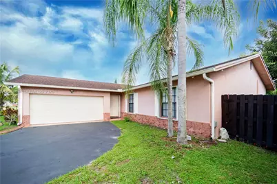 10815 NW 26th St, Sunrise, FL 33322 - Photo 1