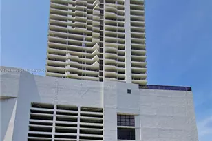 555 NE 15th St, Miami, FL 33132 - Photo 23