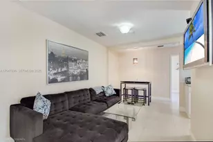 518 SW 7th Ave, Miami, FL 33130 - Photo 9