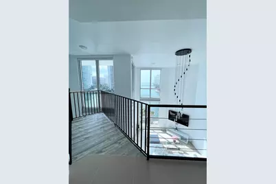 300 S Biscayne Blvd #L-814, Miami, FL 33131 - Photo 11