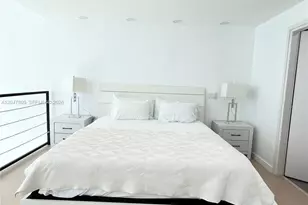300 S Biscayne Blvd, Miami, FL 33131 - Photo 7