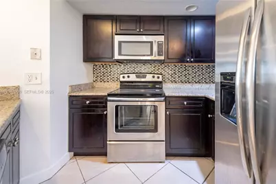 3480 N Pinewalk Dr N #116, Margate, FL 33063 - Photo 11