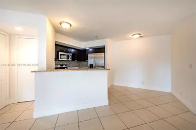 3480 N Pinewalk Dr N #116, Margate, FL 33063 - Photo 9