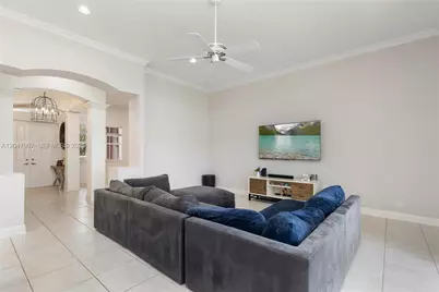 18500 SW 7th St, Pembroke Pines, FL 33029 - Photo 49