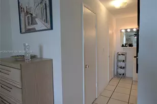 9140 Fontainebleau Blvd, Miami, FL 33172 - Photo 21