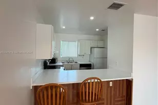 6245 Kendale Lakes Circle, Miami, FL 33183 - Photo 7
