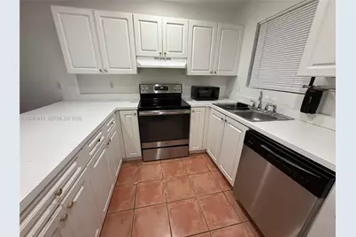 6245 Kendale Lakes Cir #208, Miami, FL 33183 - Photo 13