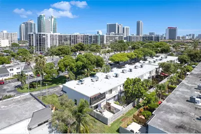 807 NE 27th Ave #807, Hallandale Beach, FL 33009 - Photo 21