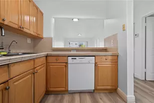 6070 W 18th Ave, Hialeah, FL 33012 - Photo 5