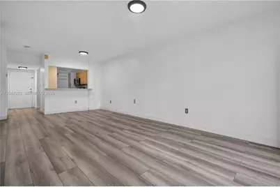 6070 W 18th Ave #209, Hialeah, FL 33012 - Photo 9