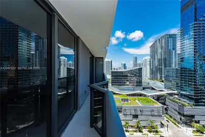 55 SW 9th Street #2102, Miami, FL 33130 - Photo 11