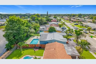 11541 NW 31st Pl, Sunrise, FL 33323 - Photo 51