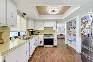 11541 NW 31st Pl, Sunrise, FL 33323 - Photo 27