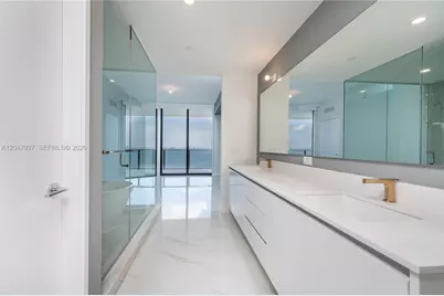 700 NE 24th St #2502, Miami, FL 33137 - Photo 15