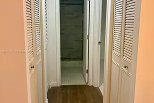 100 NW 76th Ave, Plantation, FL 33324 - Photo 5