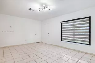 19200 NW 44th Ave, Miami Gardens, FL 33055 - Photo 7
