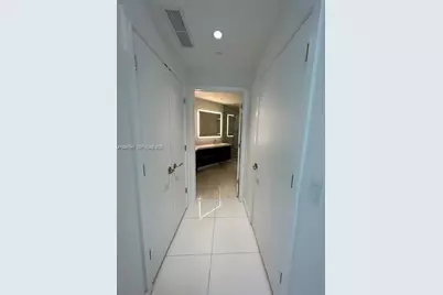 851 NE 1st Ave #3705, Miami, FL 33132 - Photo 19