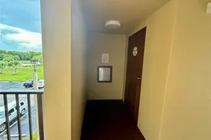 1351 SW 141st Ave, Pembroke Pines, FL 33027 - Photo 29