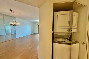 1351 SW 141st Ave, Pembroke Pines, FL 33027 - Photo 13