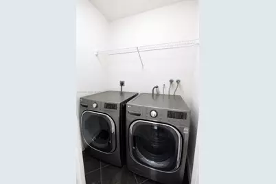 11264 NW 58th Ter, Doral, FL 33178 - Photo 11