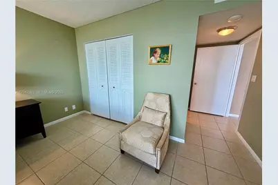 100 Golden Isles Dr #901, Hallandale Beach, FL 33009 - Photo 33