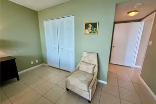 100 Golden Isles Dr, Hallandale Beach, FL 33009 - Photo 33