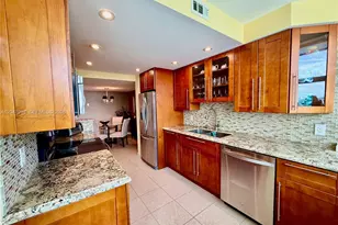 100 Golden Isles Dr, Hallandale Beach, FL 33009 - Photo 25