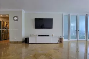 2030 S Ocean Dr, Hallandale Beach, FL 33009 - Photo 11