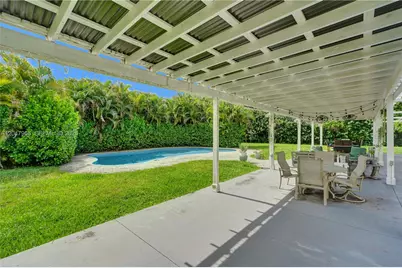 22421 SW 184th Ave, Miami, FL 33170 - Photo 27
